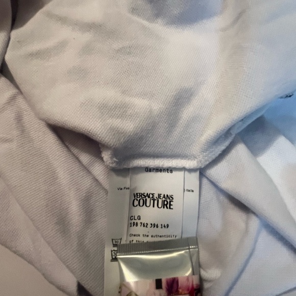 VERSACE JEANS COUTURE Sz Small STITCHED LOGO WHITE POLO SHIRT - Picture 8 of 12